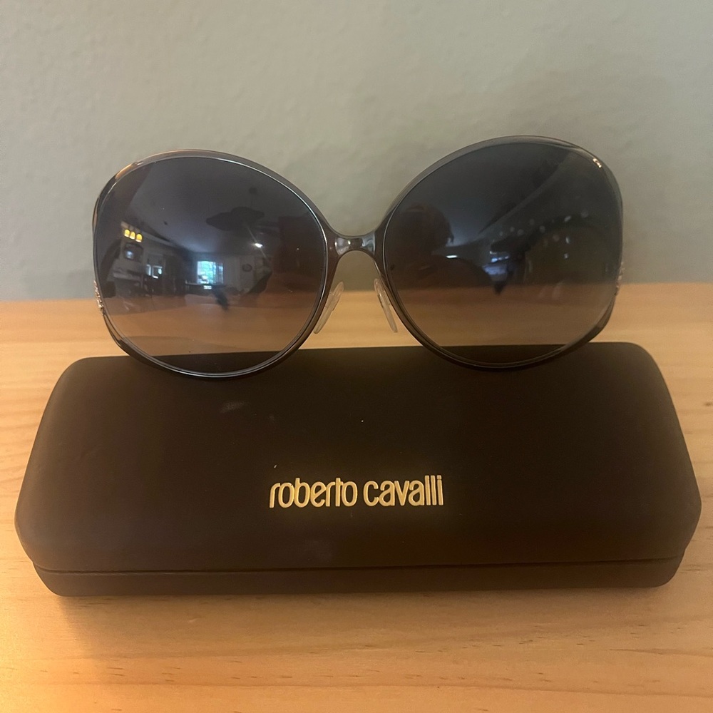 Roberto Cavalli Gunmetal Gray Wire Frame Oversized Round Sunglasses, With Case